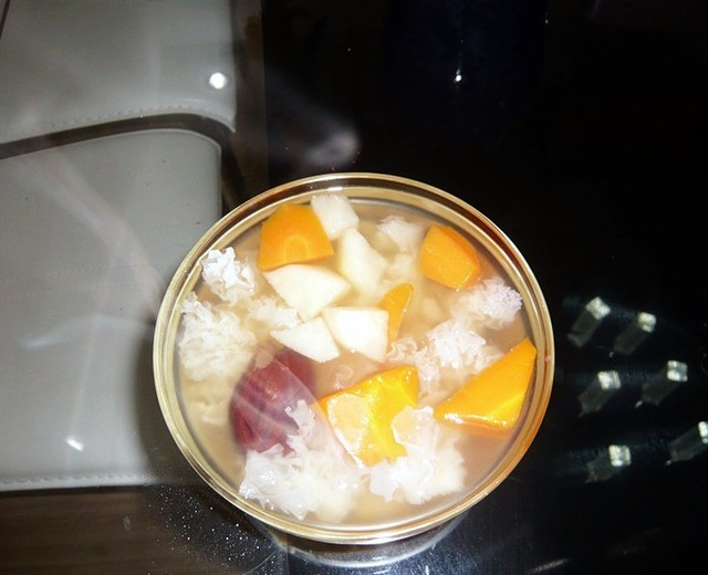 茯苓薏米水的做法:养颜美容的天然饮品